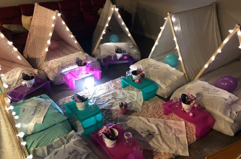thumbnail image 2 of Slumber Party Ideas - 25 Fun And Easy Sleepover Ideas 2 of 10