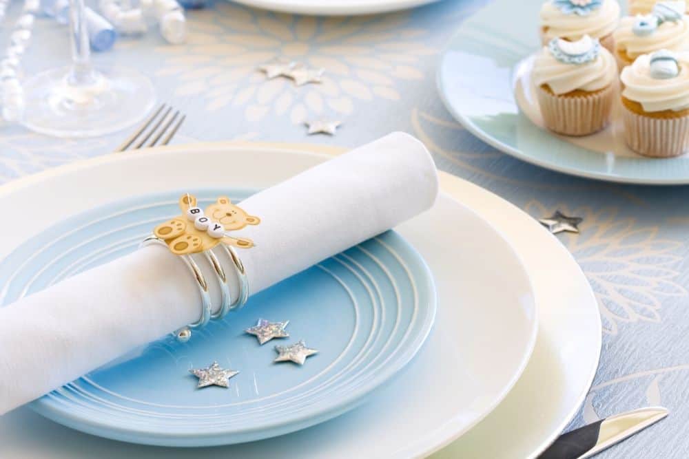 Baby shower table setting